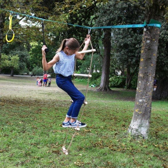 Échelle de corde - Ninja Slackline  Échelle de corde - Ninja Slackline