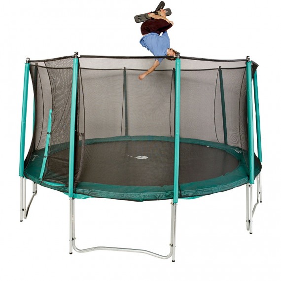 Freestyle Skier für ihr Trampolin