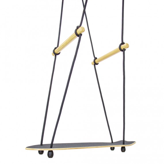 Skate-Schaukel für Ninja-Parcours