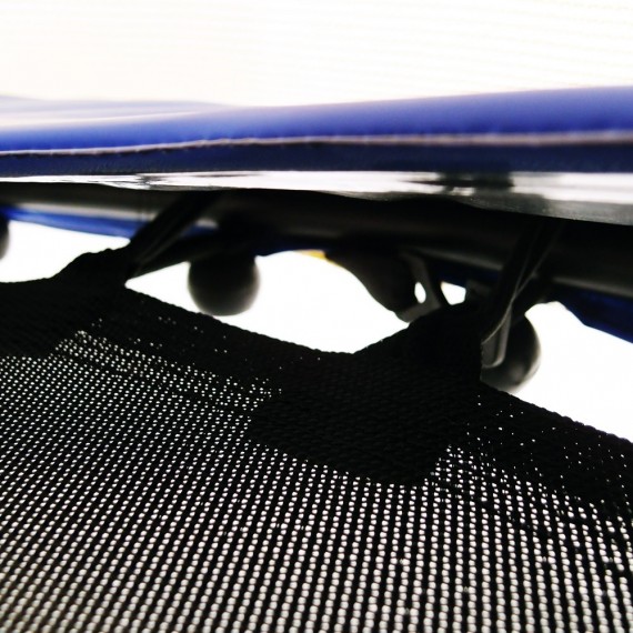 Baby Trampolin mit buntem Netz