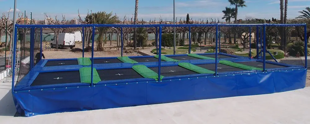 IMPULS Anlage - 10 rechteckige Trampoline