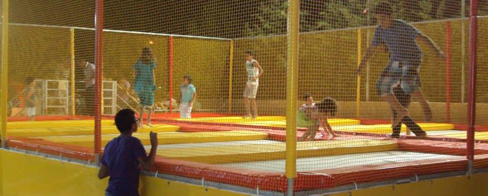 IMPULS Anlage - 4 rechteckige Trampoline